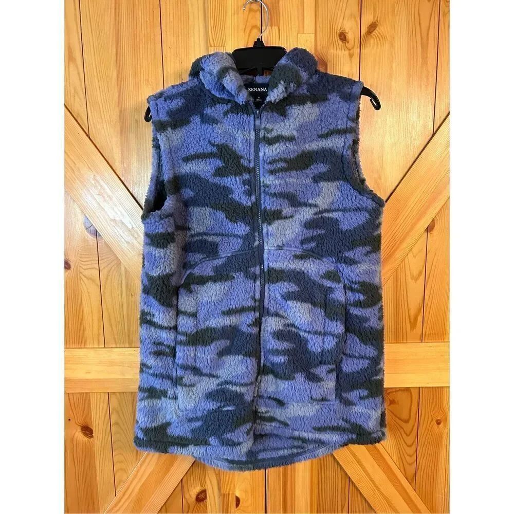 Zenana camo Vest  Hooded Hoodie Soft Fuzzy Faux Sherpa Fleece size Small (4488)